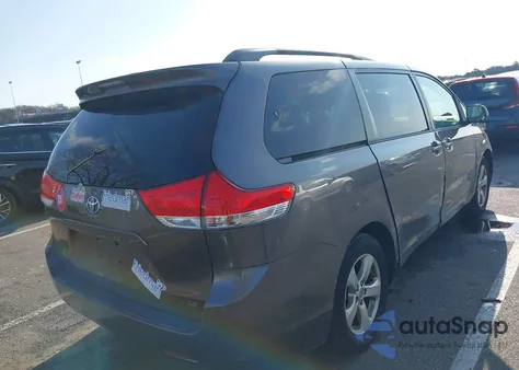 2014 Toyota Sienna Le V6 8 Passenger from USA, damaged, VIN 5TDKK3DC5ES483532